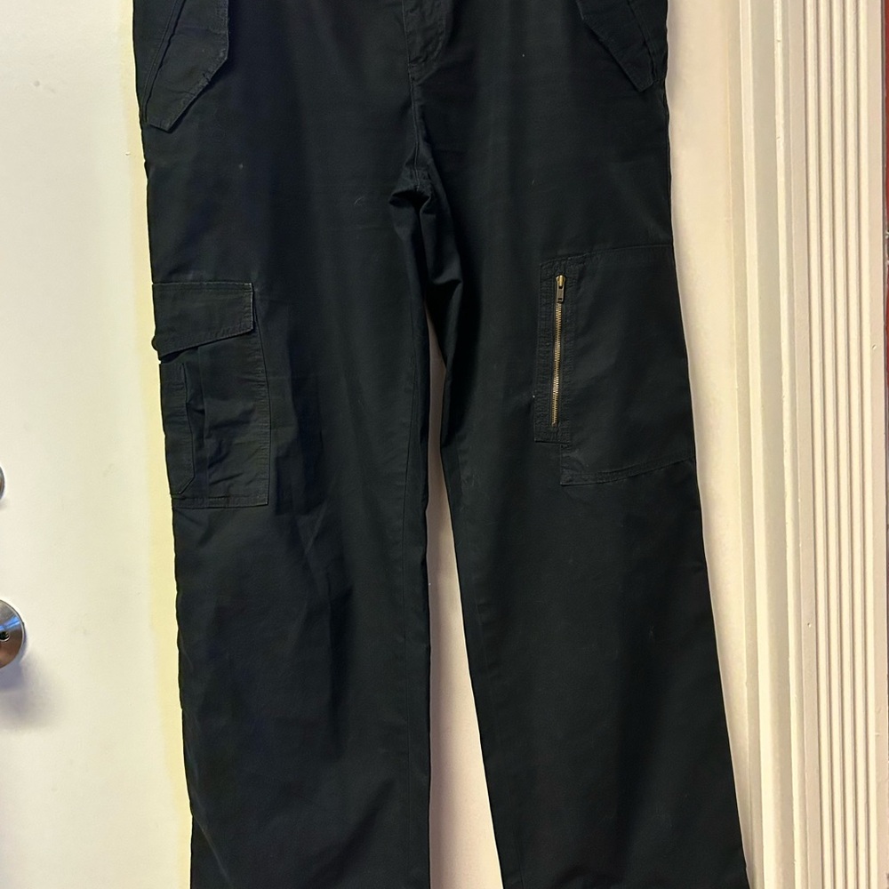 American Living Women’s Black Cargo Pants